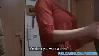 PublicPorn Blonde loves it in the bathroom