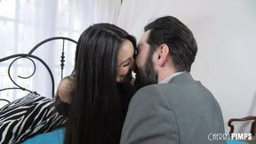 Tommy licks Latina Eliza Ibarra's toes and rides her ass&#x1F351; before deep penetration