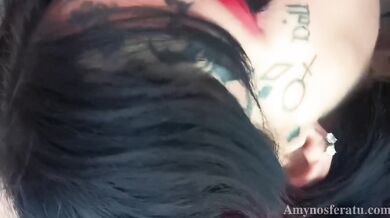 Tattooed goth girl give good head on camping trip