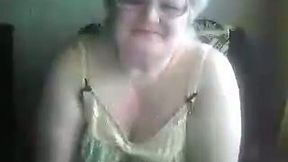 Fat and nasty granny on webcam flashes and masturbates