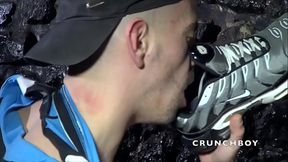 bais&eacute_ par un mec de londres avec une bite enorme