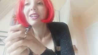 cornuto con mamma troia stai sempre a segarti?! ti scoreggio in bocca!
