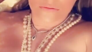 Ava Tyler- Voluptuous boobies sexy give tit rubs and nipple play
