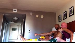 Kennie Jai Gets Massaged From Coach