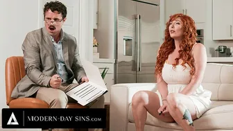 Obsessed Therapist Can't Resist Redhead MILF Lauren Phillips's Curvy Body