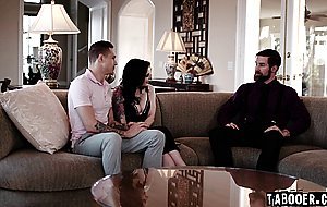 Gold digger Anna buy Harrisons silence with a good BJ