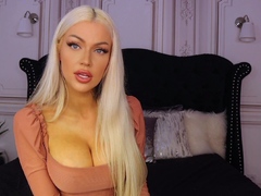 busty blonde babe natural boobs big breasted babe di