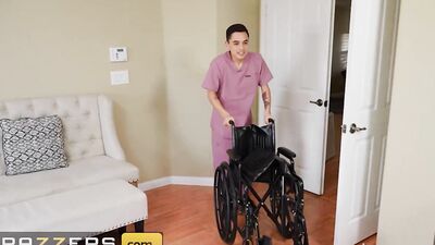 Sally D'Angelo and Ebony Mystique are sharing dick in threesome