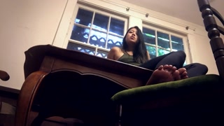 Dominatrix Mara as a POV Squishing Giantess