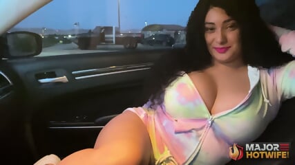 Curvy Barbi - Jogging Hotwife Car Ride (2025 05 09)