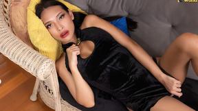 ”FRANKS TGIRLWORLD - Thai Beautiful Babe in Velvet”