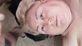 Jerking off to fill my stepmom's mouth with cum