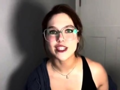 Ellie Skyes - The Family Vacation: step-Mom's Desperation