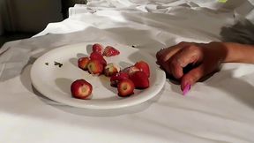b 15 perla lopez ninfomana, la psicologa, se va a pasar el fin de semana a su casa de entre rios, a ver sus peliculas y masturbarse lindo, sorpresas...sexo duro ... parte 3 capitulo 15