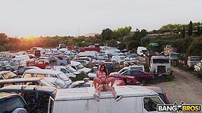 Ariana Van X In Fuckin’ In The Junkyard