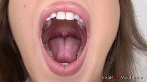 Inside My Mouth - Yulia - Yawning time (4K quality)