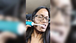 Nutting and Brushing my teeth with Jizz
