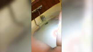 do u pissing inside the bathtub ? I do ! nice and warm !