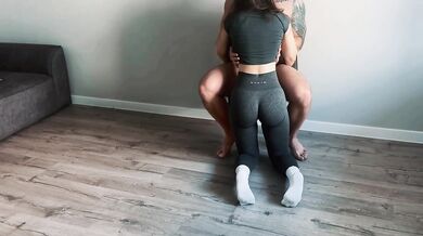Her squirt sends us into orgasm after workout