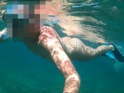 Nude diving and snorkeling in the sea
