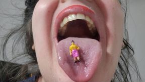 Giantess Kisses Tiny Girl – Mouth Play, POV Domination, Swallowing Tease Fantasy