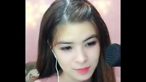 Em g&aacute_i Việt Hot Uplive