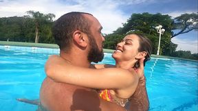 Hot kissing the little bitch in the pool before some wet sex