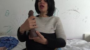 Single E Wants to Meet Men in Istanbul While Pregnant
