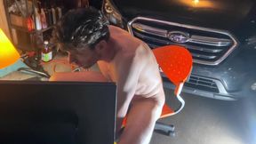 Solo Jerk in Garage, Discreet, but Still Classic Voyeuristic