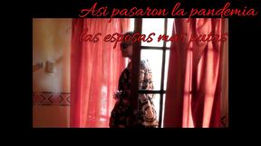 esposa reputa , mientras el marido cocina y limpia ella se recoje la hermosa y dura verga del piletero
