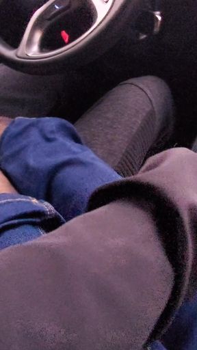 Amateur MILF in jeans and nylon socks gives a taxi driver a footjob   Clip 1