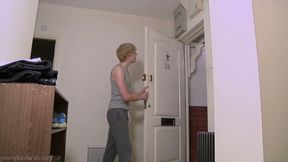 Bareback Bangs the Cum From a Virgin Lad