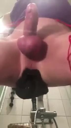 really hot crossdresser with huge dildos make him cum
