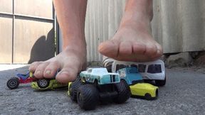 feet transforming into a machine of destruction 2CR