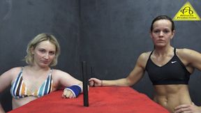 Armwrestling Kim vs Yara