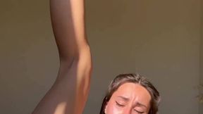 Video posted by @CarlaMarini @Sextoys and #Natural Big Tits #Naked #Teen #Shaved Pussy gratis film sexy | Tik.Porn