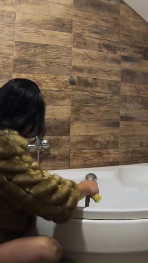 Can I Clean Your Bathtub Like This?