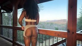 Captivating ebony solo girl squirts non-stop during solo masturbation session