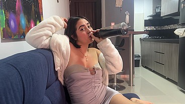 POV follada fuerte a mi cachonda y sexi hermanastra despues de su fiesta de graduacion que termina en SEXO REAL CASERO CON manuela alvares.