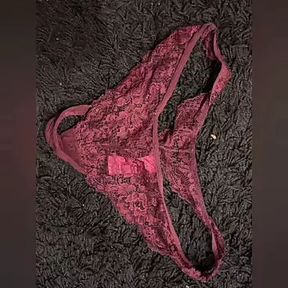 A video of bras for those in women&#039;s underwear