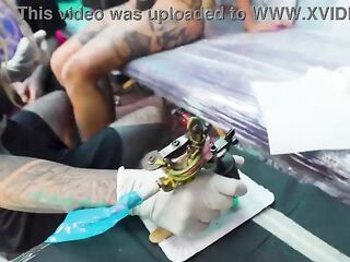 Tattoo Apprentice distracted from work by Customer SUCKING SCHLONG during the time that getting tattooed