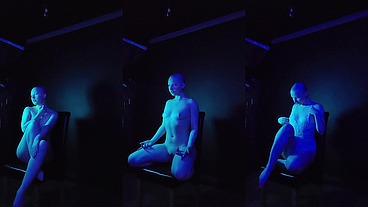 Behind-The-Scenes shooting the blue photoset I shared last week.