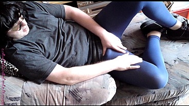Kaffee zur Entspannung (Sexy Gestylt in Legging)
