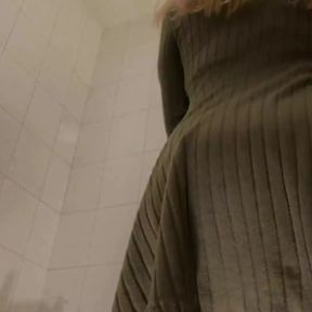 Fucking in a Toilet with Sluttyshanna