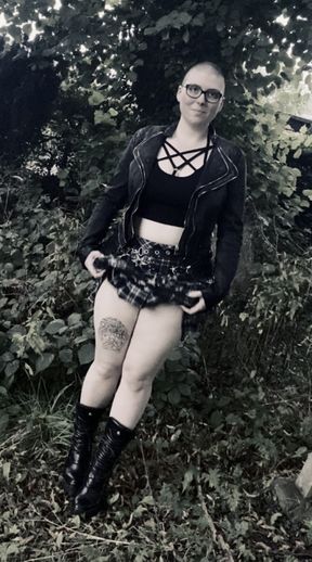 Graveyard fun 🤪