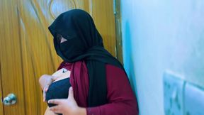 Egyptian Hot Maid Gets Super Horny &amp; Start Masturbat in Office Room &amp; Boss Start Handjob by Saw Her