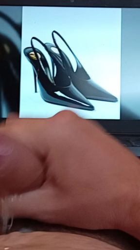 Jerk off while looking at pictures of 2 #shoes #highheels #fetish #shoefetish #cumshot #boots #shoes #shoefetish #shoejob high heels