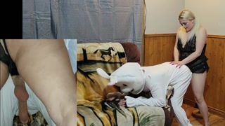 Blonde pegs Easter bunny