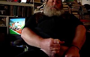 Daddy Bear Jerks Off Solo