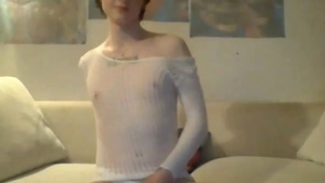 Femboy Taunts Full salute